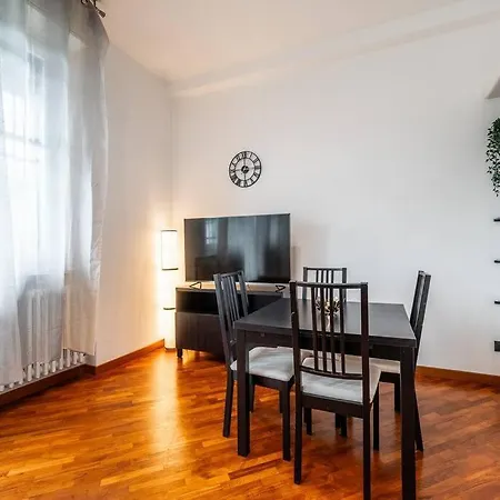 Carrobbio's Nest - Elegant With Wifi And Netflix Apartmán